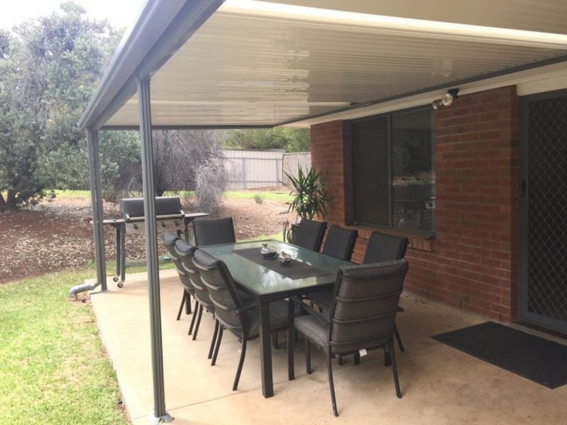 7 Jacquard Court, Greenwith SA 5125