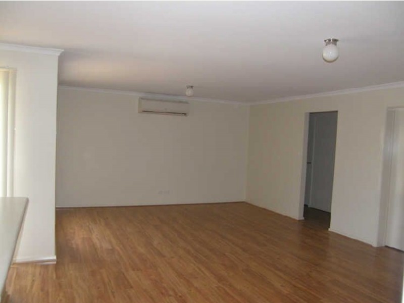 2/61 Para Road, Evanston SA 5116