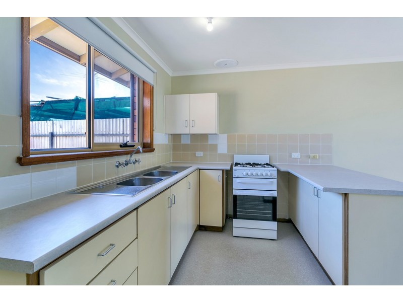 54 Amsterdam Crescent, Salisbury Downs SA 5108