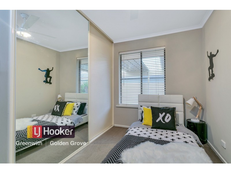 60 Canterbury Drive, Salisbury Heights SA 5109