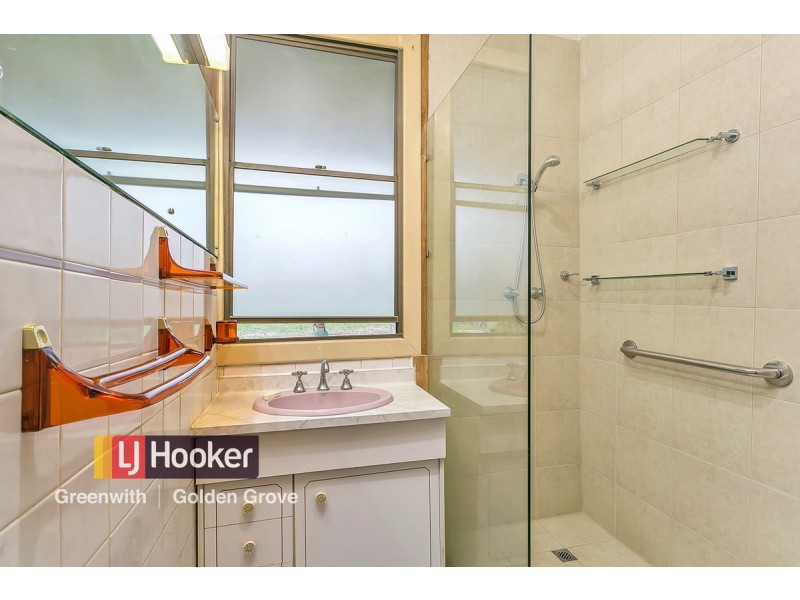 40 Queensborough Avenue, Hillcrest SA 5086