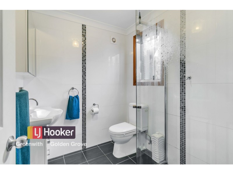 7 Coomurra Drive, Greenwith SA 5125