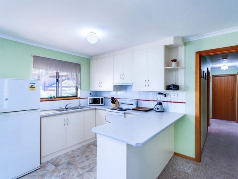 2/45 Canterbury Drive, Salisbury Heights SA 5109