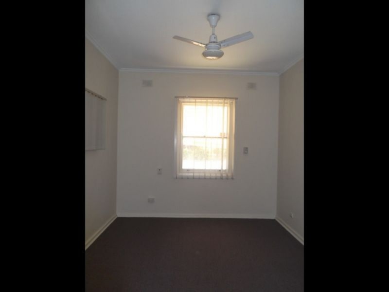 2 Thompson Street, Elizabeth South SA 5112