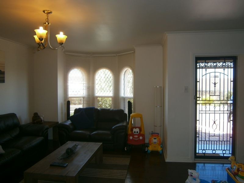 27 Sellar Court, Greenwith SA 5125