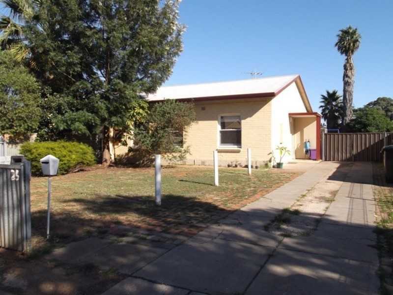 26 Underdown Road, Elizabeth South SA 5112