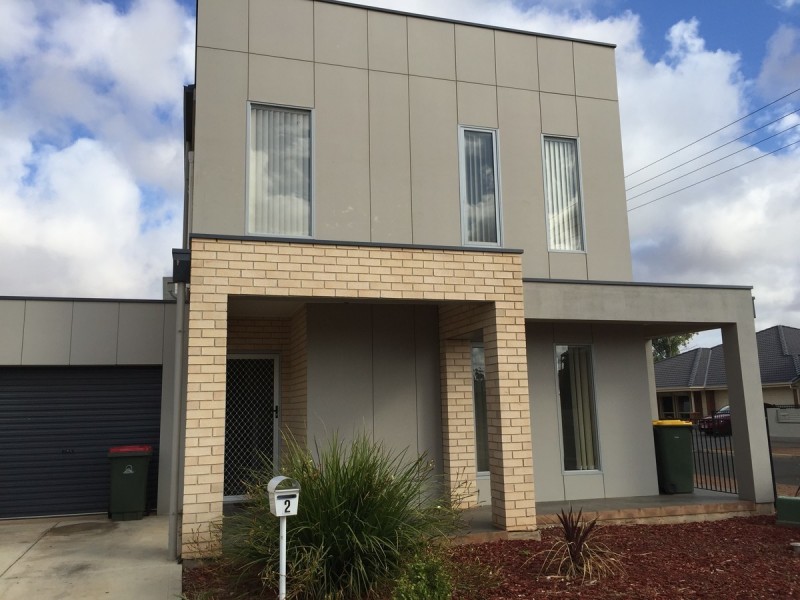 2 Glades Walk, Smithfield Plains SA 5114