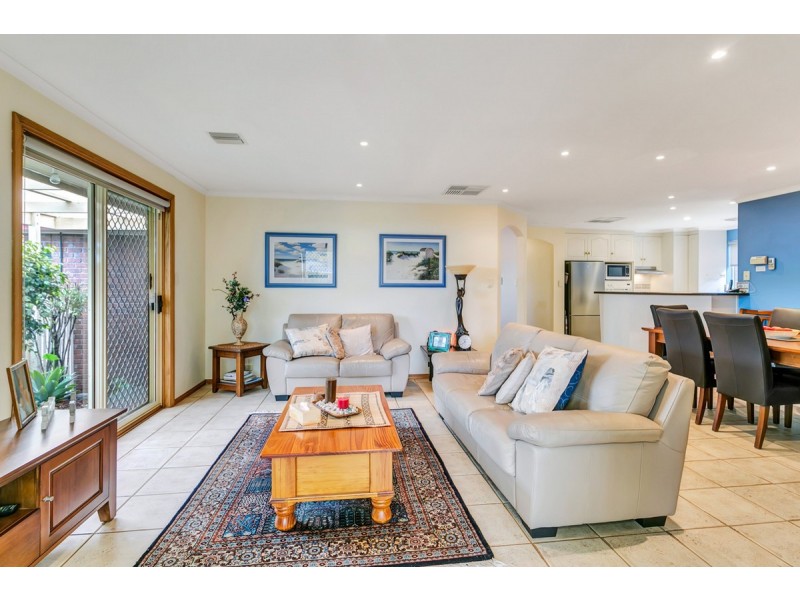 14 Lake Fortesque Avenue, Greenwith SA 5125