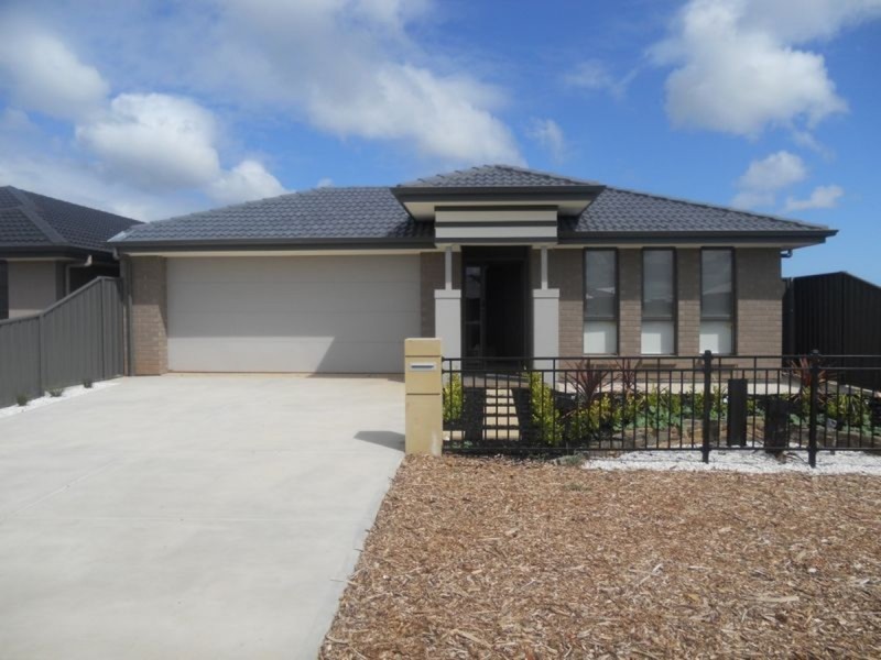 73 Serpentine Circuit, Andrews Farm SA 5114