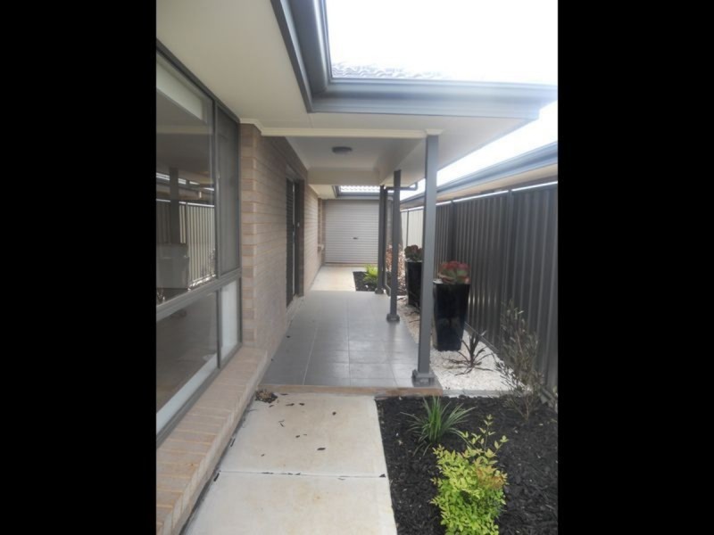 73 Serpentine Circuit, Andrews Farm SA 5114