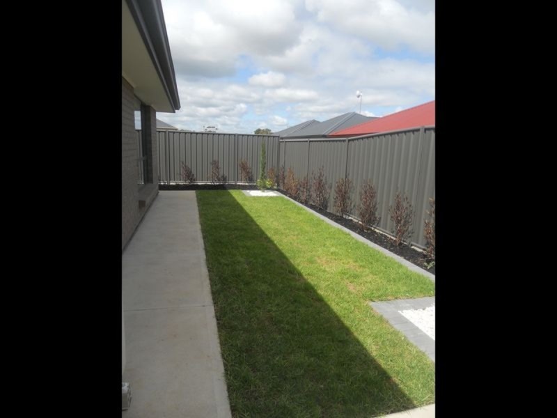 73 Serpentine Circuit, Andrews Farm SA 5114