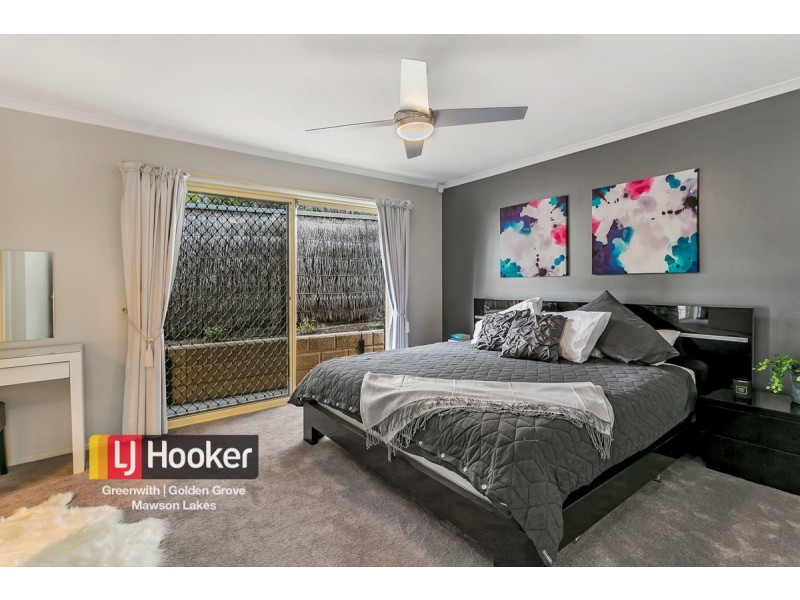 8 Manorhall Court, Salisbury Heights SA 5109