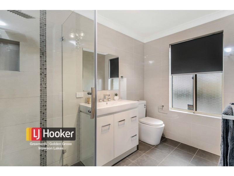 8 Manorhall Court, Salisbury Heights SA 5109