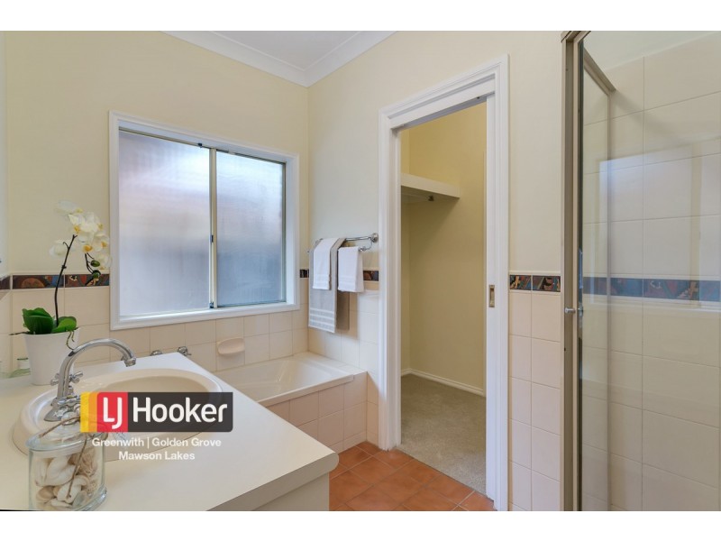 10 Sinclairs Walk, Greenwith SA 5125