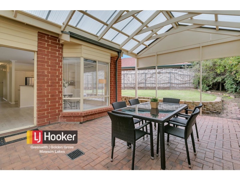 10 Sinclairs Walk, Greenwith SA 5125