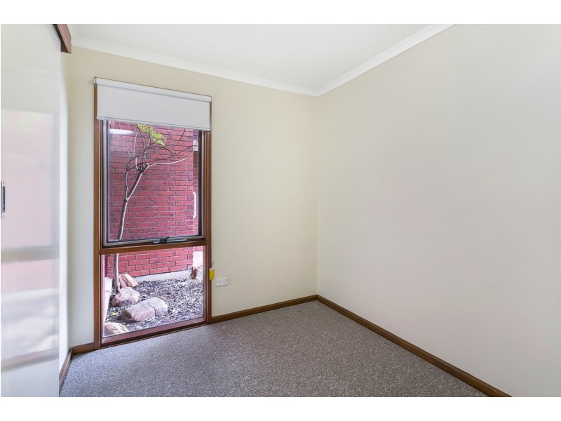 16 Weston Court, Para Hills West SA 5096