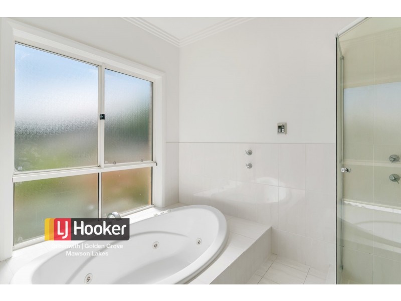 24 Eastleigh Avenue, Golden Grove SA 5125