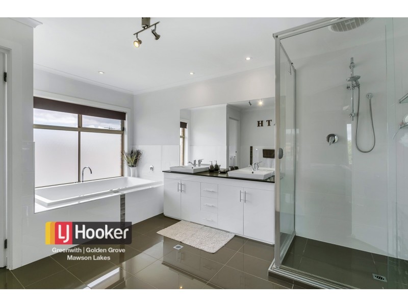 22 Franklin Avenue, Mawson Lakes SA 5095