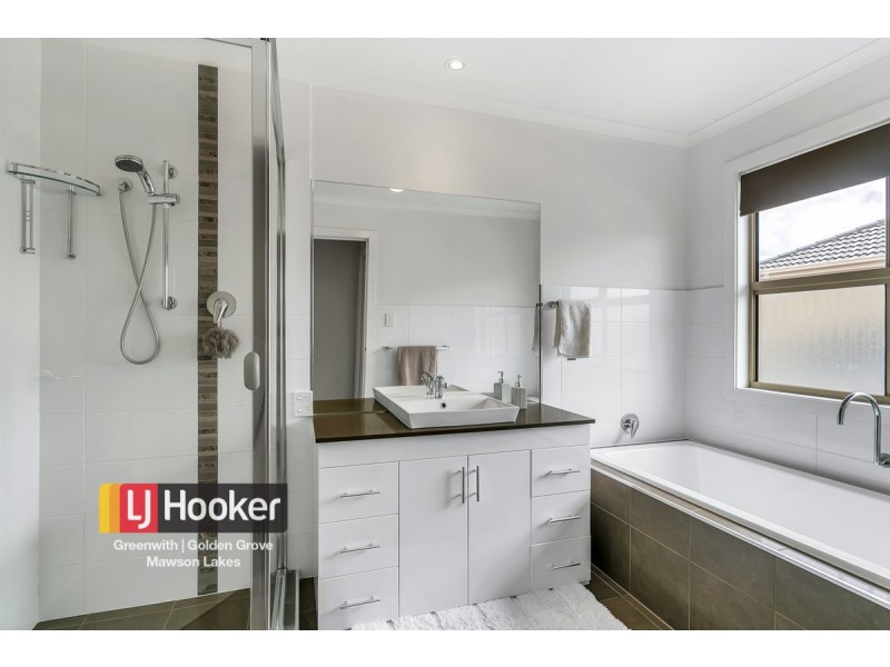 22 Franklin Avenue, Mawson Lakes SA 5095