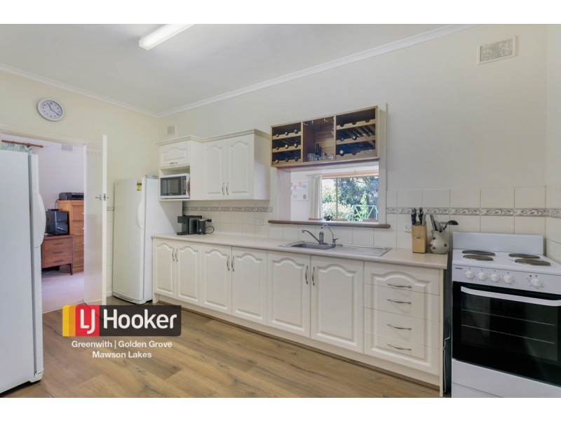 13 Marleycombe Road, Elizabeth Vale SA 5112