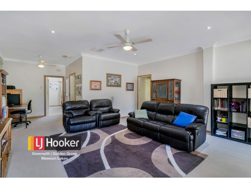 13 Marleycombe Road, Elizabeth Vale SA 5112