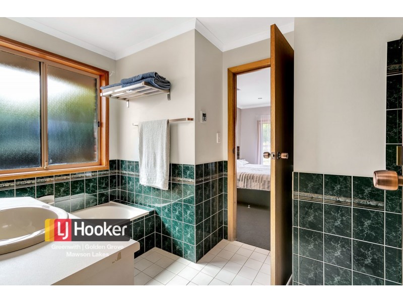 9 Fatchen Court, Greenwith SA 5125