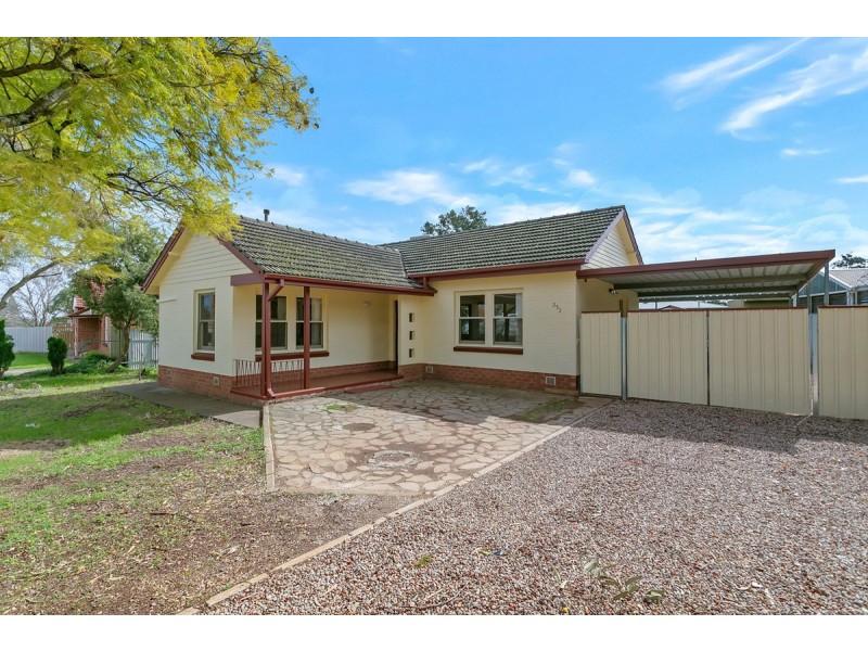 252 Midway Road, Elizabeth Downs SA 5113