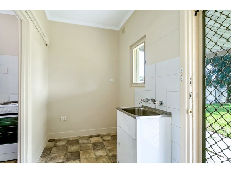 252 Midway Road, Elizabeth Downs SA 5113