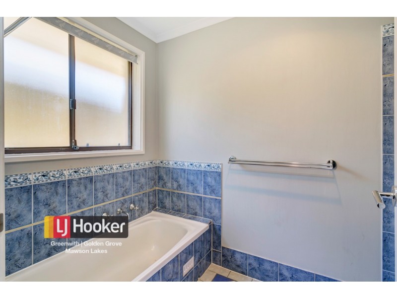 22 Arunta Drive, Salisbury Heights SA 5109