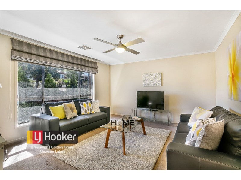 18 Thompson Circuit, Evanston Park SA 5116