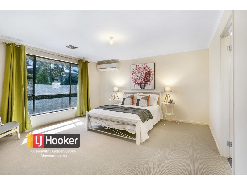 18 Thompson Circuit, Evanston Park SA 5116