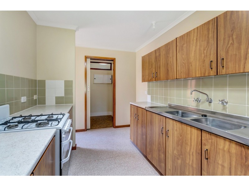 14 Weston Court, Para Hills West SA 5096