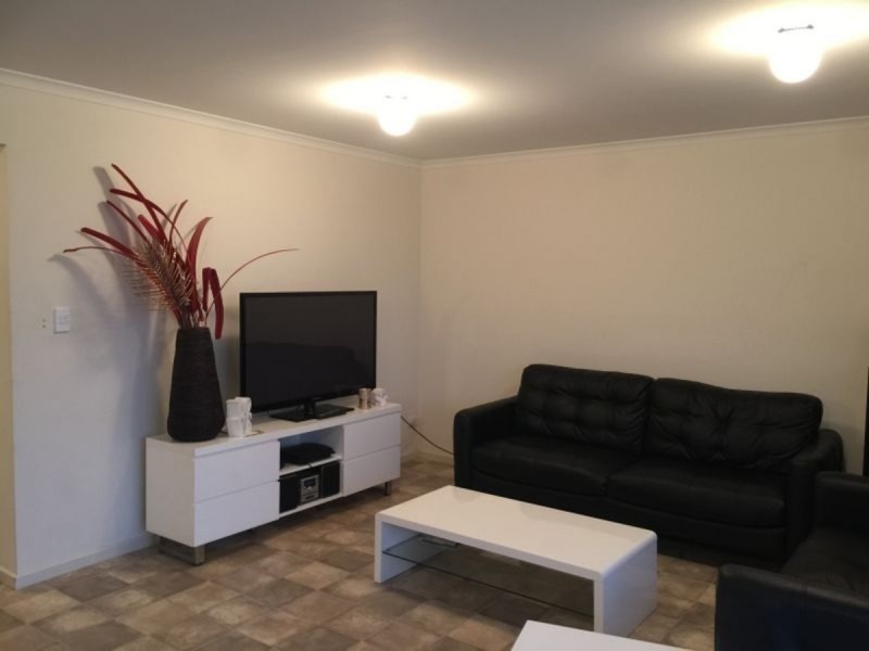 7 Burley Griffen Drive, Andrews Farm SA 5114