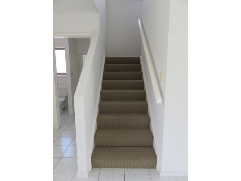 8/5-7 Rosette Avenue, Para Hills West SA 5096