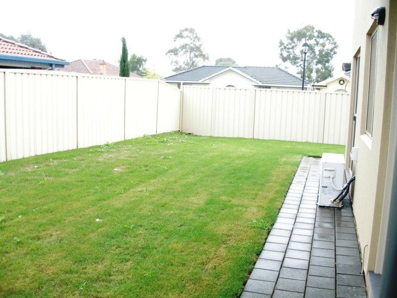 8/5-7 Rosette Avenue, Para Hills West SA 5096