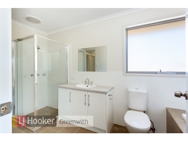 17 Oakridge Circuit, Golden Grove SA 5125