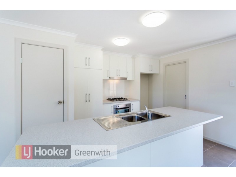 17 Oakridge Circuit, Golden Grove SA 5125