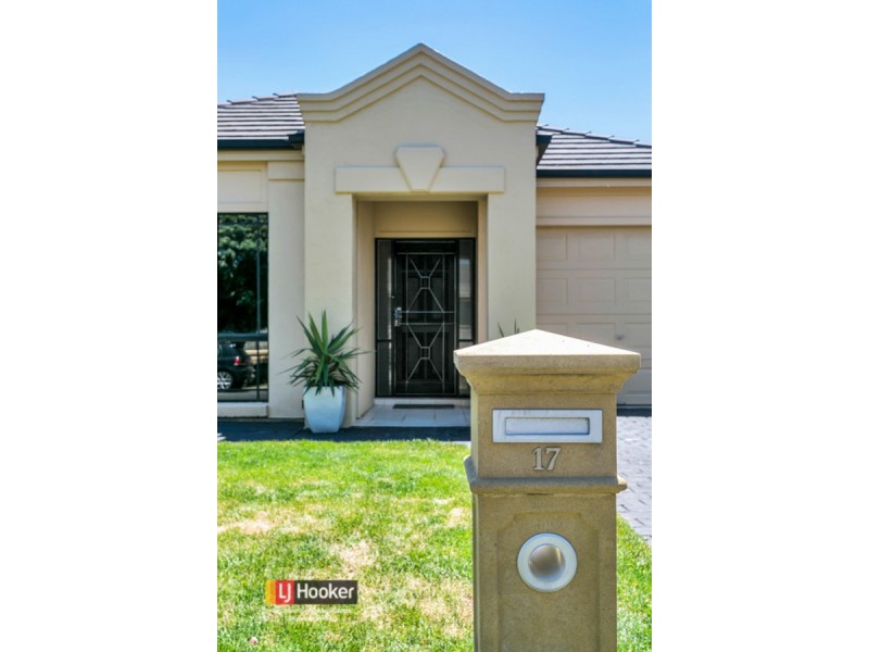 17 Mallard Crescent, Mawson Lakes SA 5095