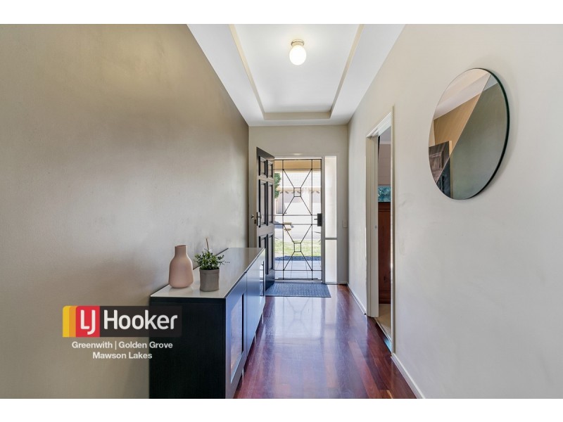 17 Mallard Crescent, Mawson Lakes SA 5095