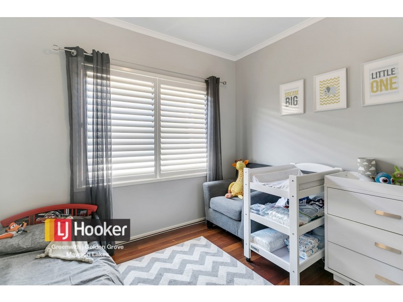 17 Mallard Crescent, Mawson Lakes SA 5095