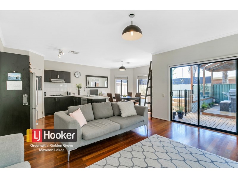 17 Mallard Crescent, Mawson Lakes SA 5095
