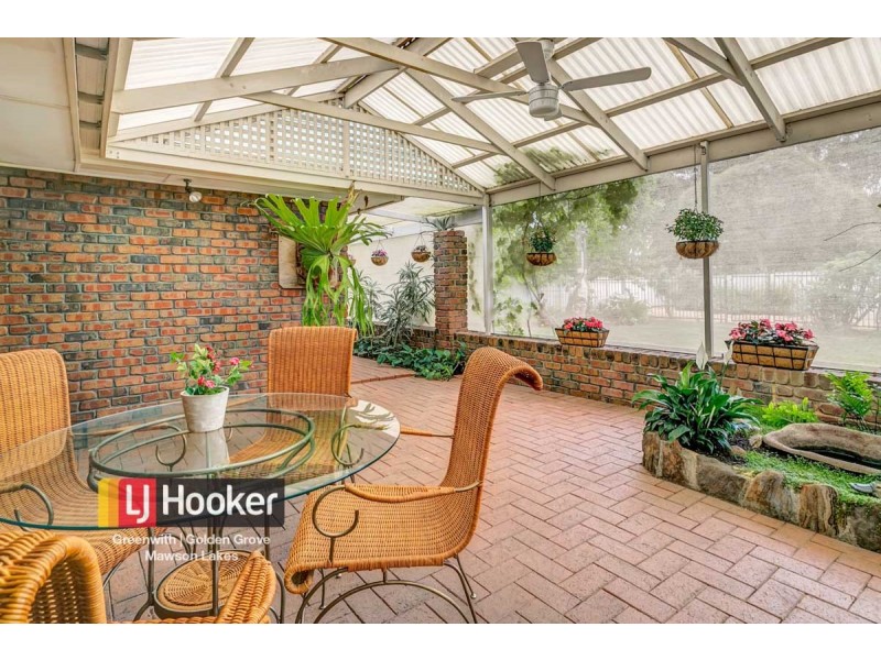 8 Zanoni Crescent, Surrey Downs SA 5126