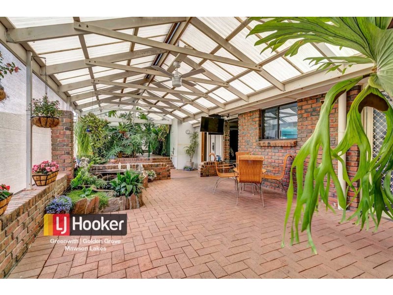 8 Zanoni Crescent, Surrey Downs SA 5126