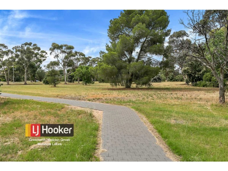 20 Sandleheath Road, Elizabeth Grove SA 5112