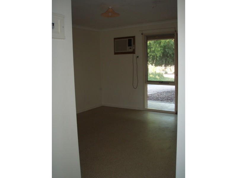 2/14 First Street, Snowtown SA 5520