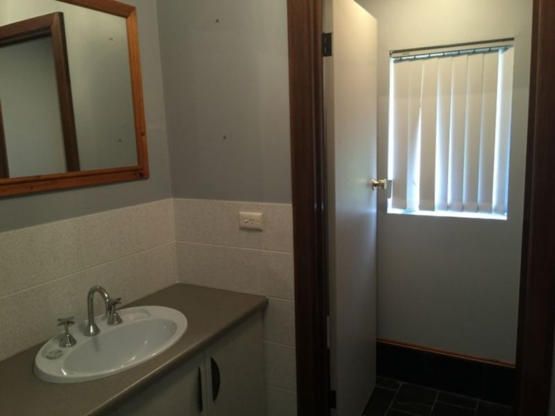 19 Hampton Court, Wynn Vale SA 5127