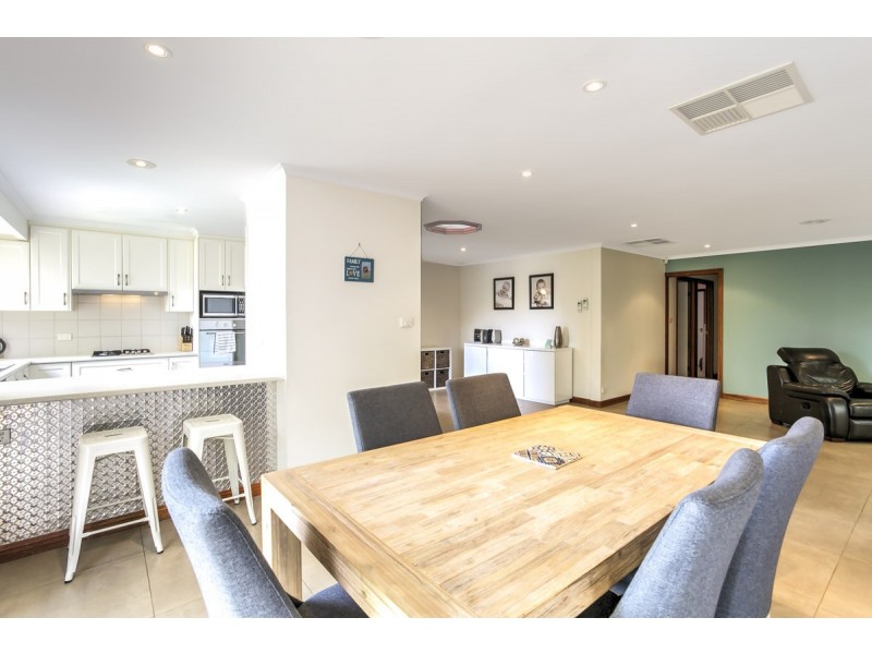 12 Huppatz Court, Wynn Vale SA 5127