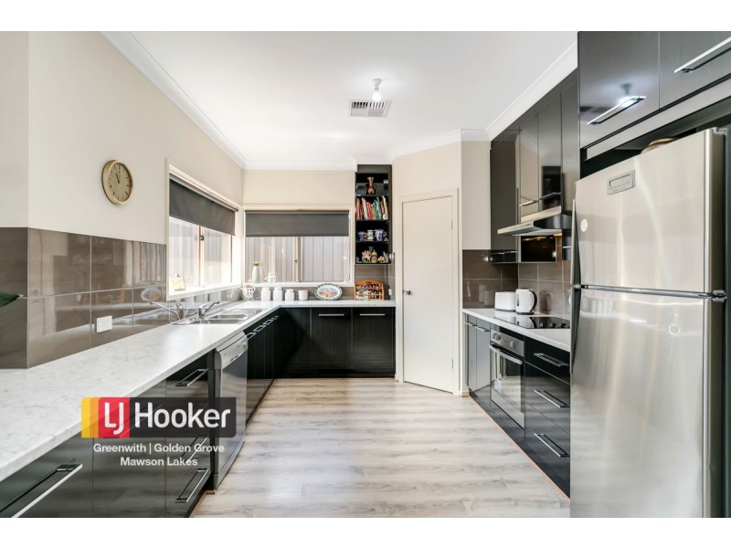 6 River Darling Pass, Blakeview SA 5114