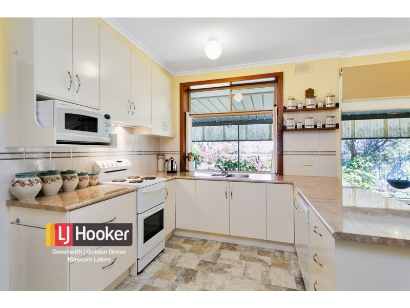 8 Littler Drive, Fairview Park SA 5126