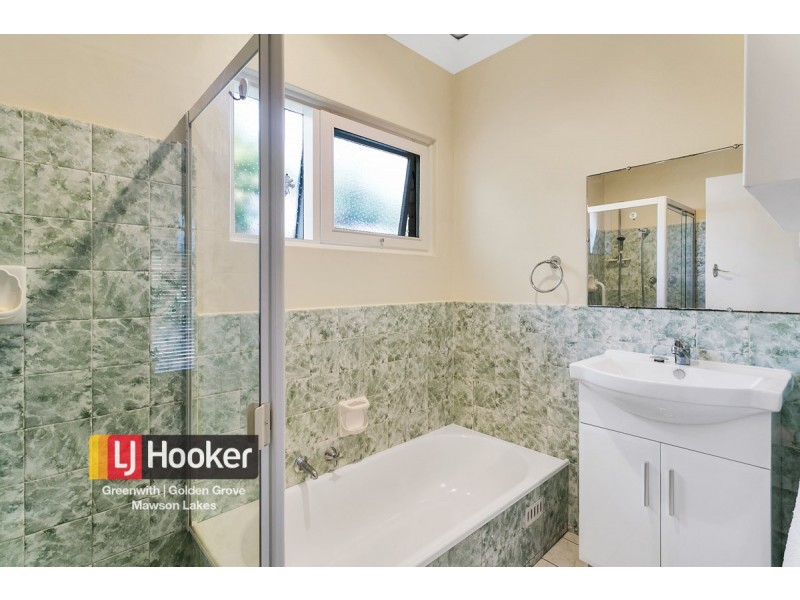 8 Littler Drive, Fairview Park SA 5126